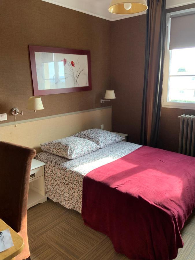 Les 3 Rois By Yy Hotel Villers-Bocage  Buitenkant foto