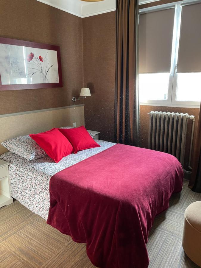 Les 3 Rois By Yy Hotel Villers-Bocage  Buitenkant foto