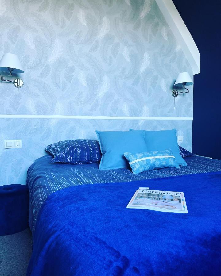 Les 3 Rois By Yy Hotel Villers-Bocage  Buitenkant foto