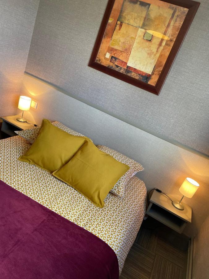 Les 3 Rois By Yy Hotel Villers-Bocage  Buitenkant foto