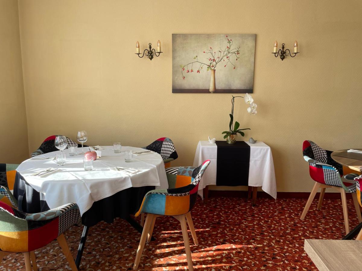 Les 3 Rois By Yy Hotel Villers-Bocage  Buitenkant foto