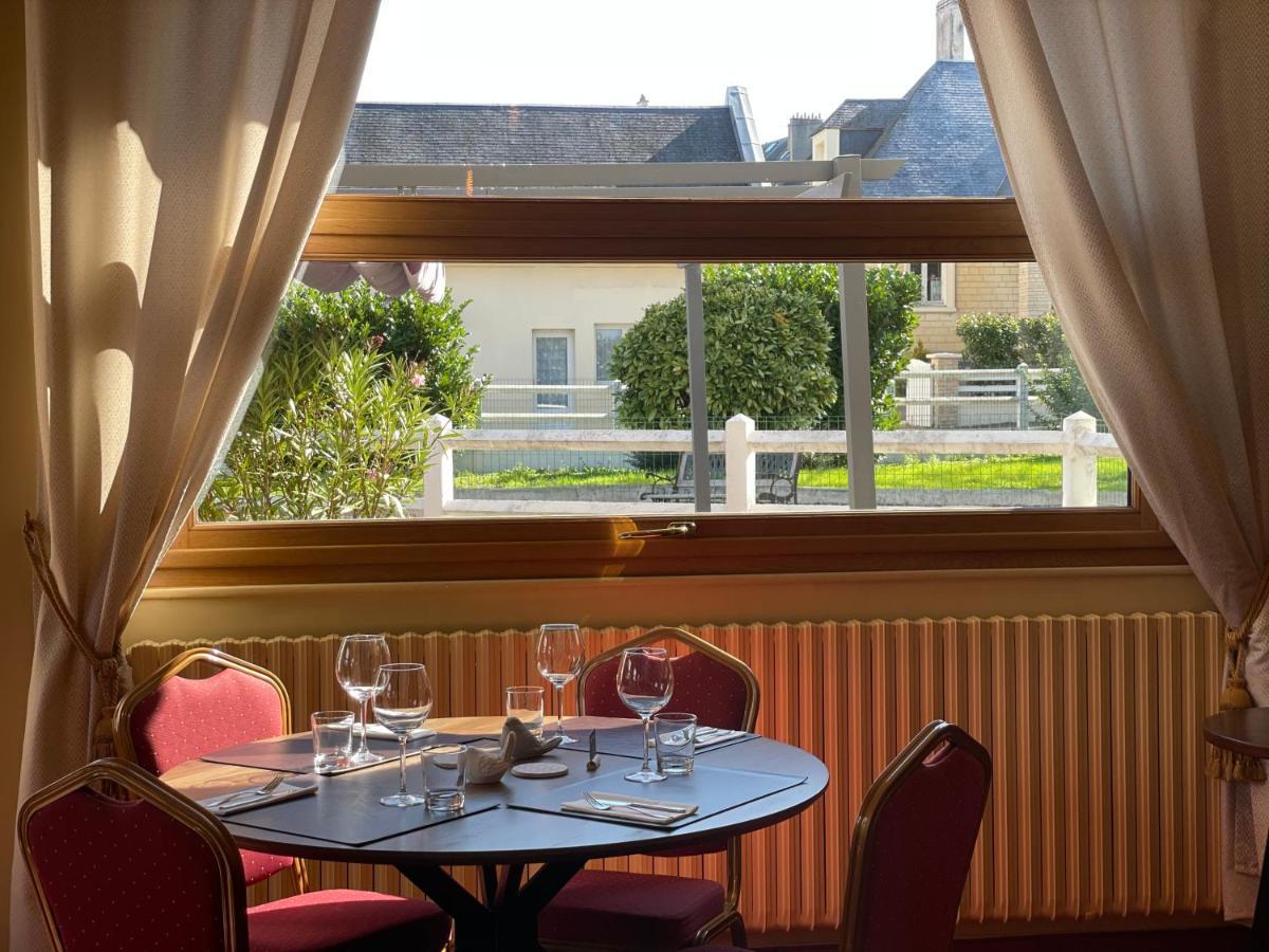 Les 3 Rois By Yy Hotel Villers-Bocage  Buitenkant foto