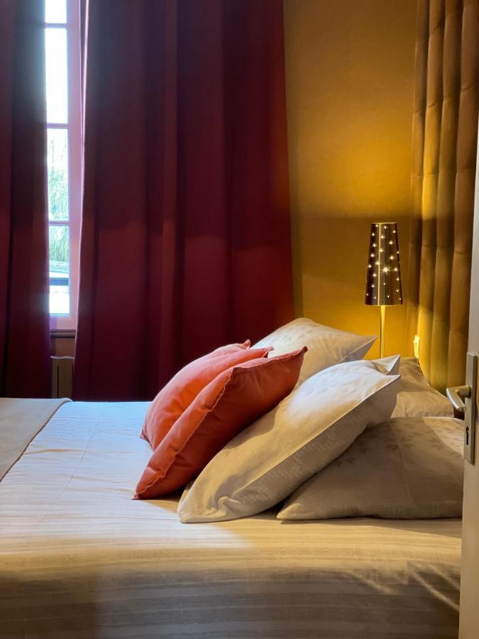 Les 3 Rois By Yy Hotel Villers-Bocage  Buitenkant foto