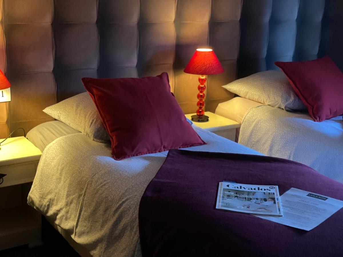 Les 3 Rois By Yy Hotel Villers-Bocage  Buitenkant foto